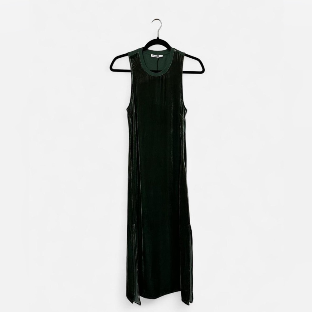 🆕 Green Velvet Silk Dress by Unsubscribed - Picture 3 of 10